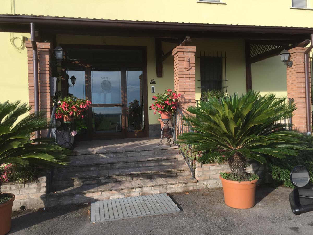 Albergo Il Gufo Парма Екстериор снимка
